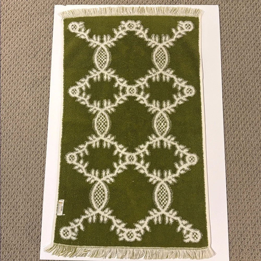Vintage SEARS Royal Touch Hand Towels Green And White Cotton Mid Century Retro